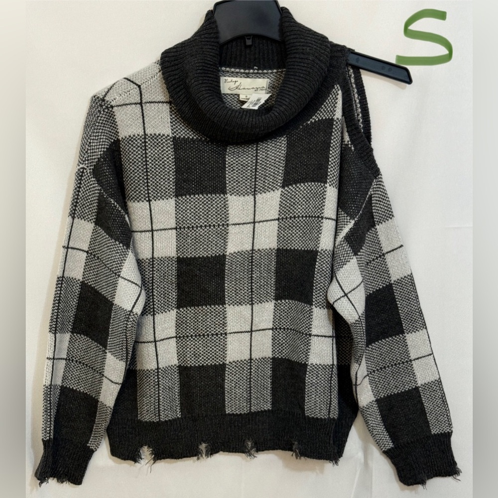 Vintage Havana Black and White Checkered Turtleneck Sweater
